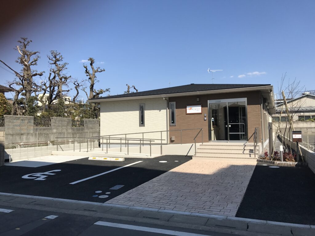 「ブルーミングケア三郷高州」外観写真/埼玉県三郷市/CareNation